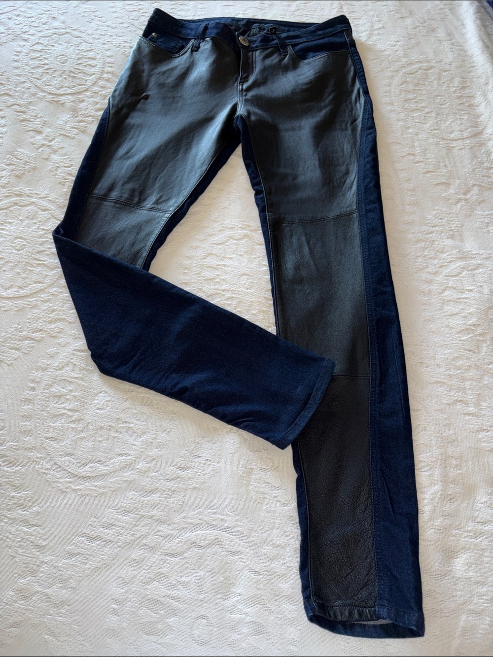 Vintage Guess Women’s Slim Denim & Leather Premium Jeans 32 BNWOT